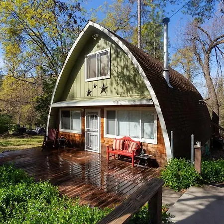 Fire Escape Cabin-Southern Yosemite